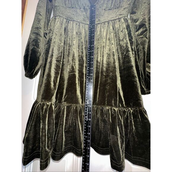 Halara Everyday Deep V-Neck Ruffled Hem Velvet Mini Chill Dress Rifle Green – Wo - Picture 10 of 10